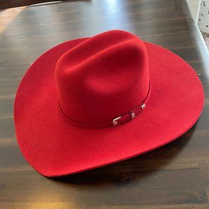 Red Serratelli Cowboy Hat